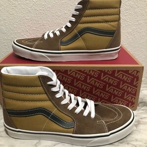 VANS NWT Sk8- high top Suede/canvas Sneakers